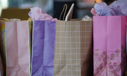 Shop Big, Pay Smart with Airtel Bajaj Finserv Insta EMI Card