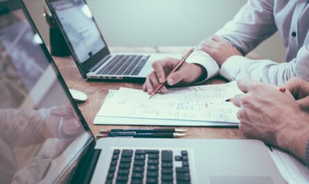 Decoding the Difference Between Credit Score and CIBIL Score 