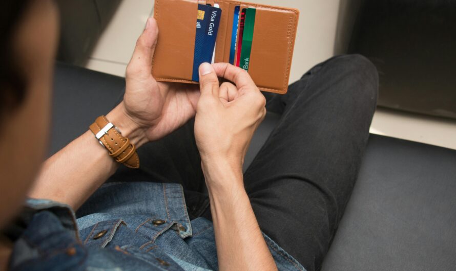 Building Credit with Your First Credit Card: A Step-by-Step Guide