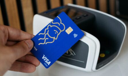 Best NRI Credit Cards You Can Apply for Today: Travel, Cashback & More