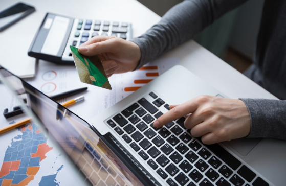 Which Credit Card Fees Are Tax-Deductible?