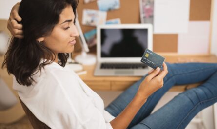 Credit Card Cash Withdrawal: Here’s What You Need To Know