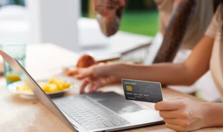 Is Your Credit Card Making Impulse Shopping Worse?