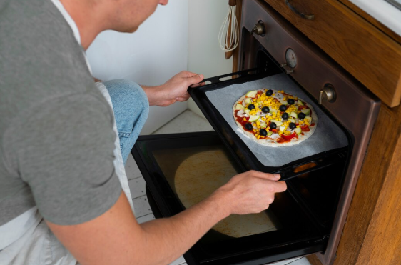 Microwave Cooking Safety Tips Everyone Should Know