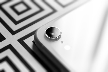 7 Simple Steps to Turn Your Phone Screen Black and White Using Grayscale Mode