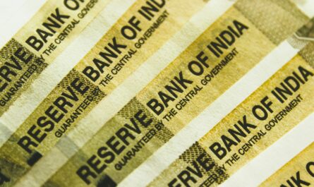 Guarantor in Personal Loan: Complete Guide for Indians